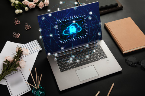 廣州做網(wǎng)站開發(fā)的幾種方式有哪些？